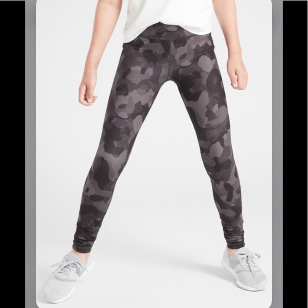 Athleta Girl Chit Chat Leggings (Dark Purple Camo Size XL / 14)